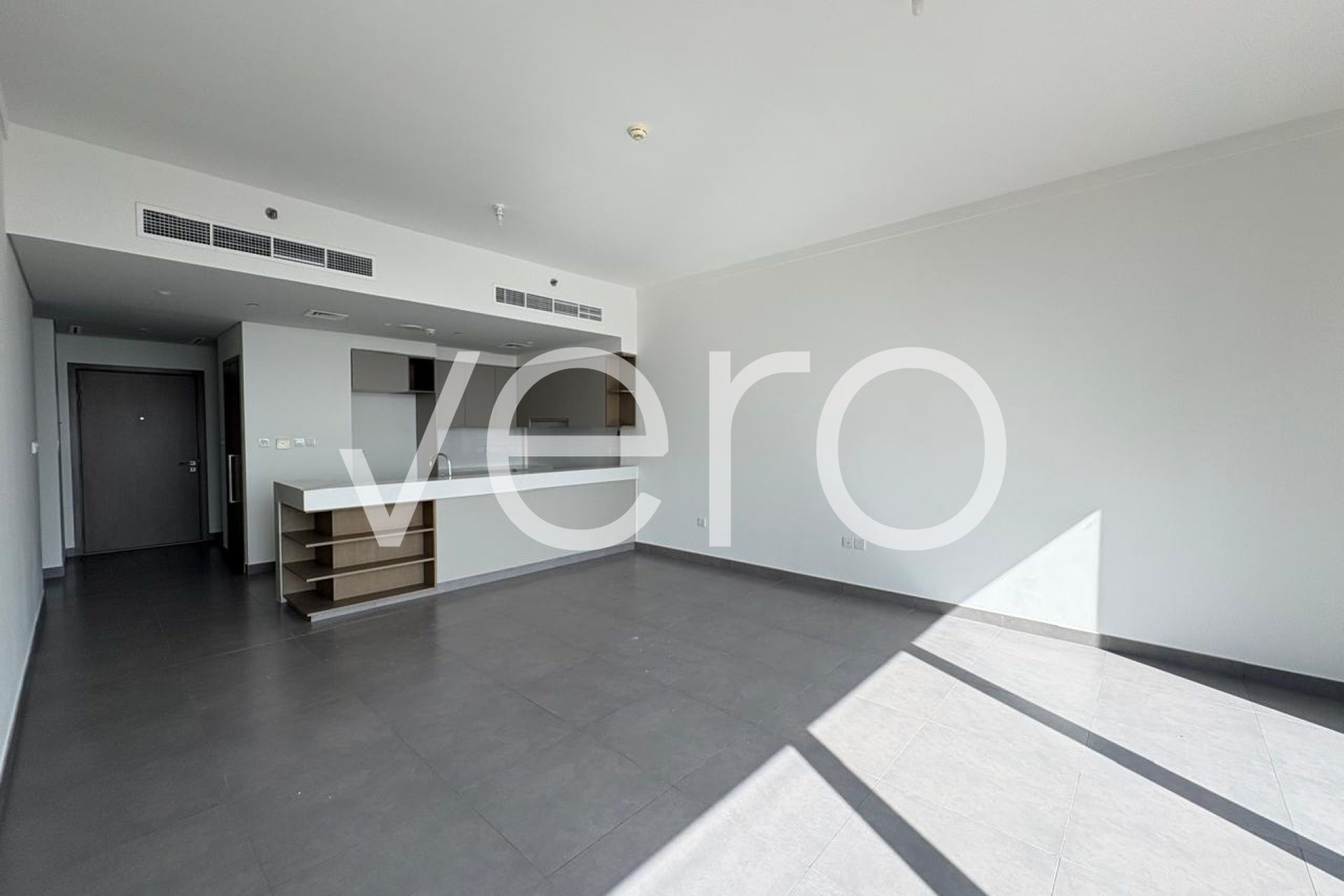 Unfurnished | Lagoon & Canal View | Vacant 1st Feb