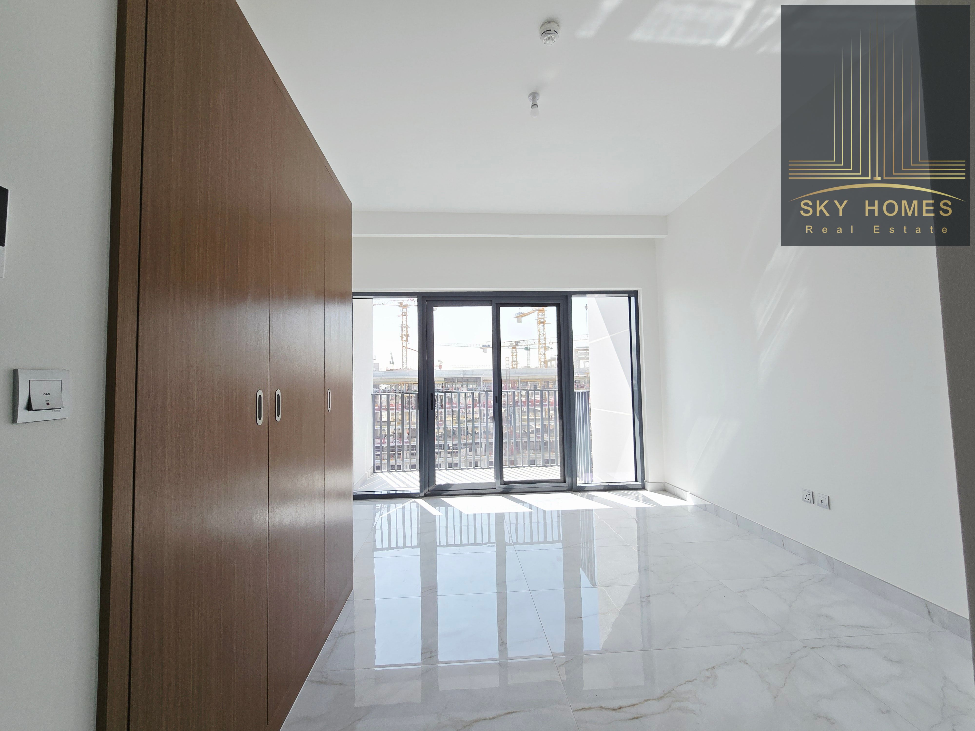 BRAND NEW STUDIO APARTMENT WITH KITCHEN APPLIANCES AVAILABLE RENT 50K