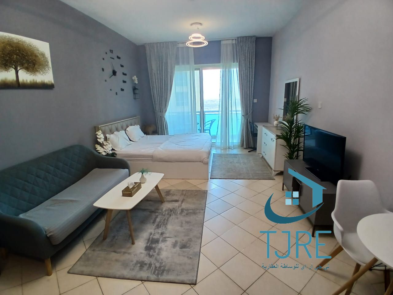 SPACIOUS STUDIO -AVAILABLE FROM 21ST OF MARCH