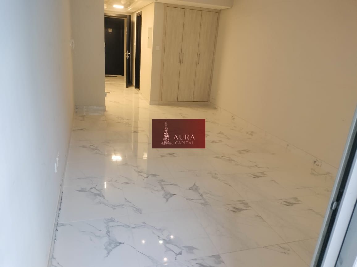 Spacious Studio | Vacant April 1 | Move In Now
