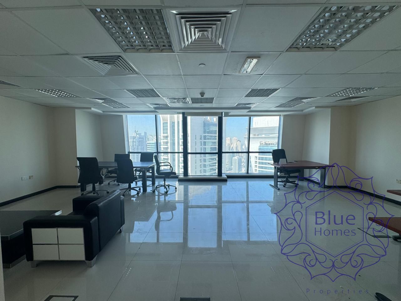 High Floor | Semi Furnished | 579 Sqft