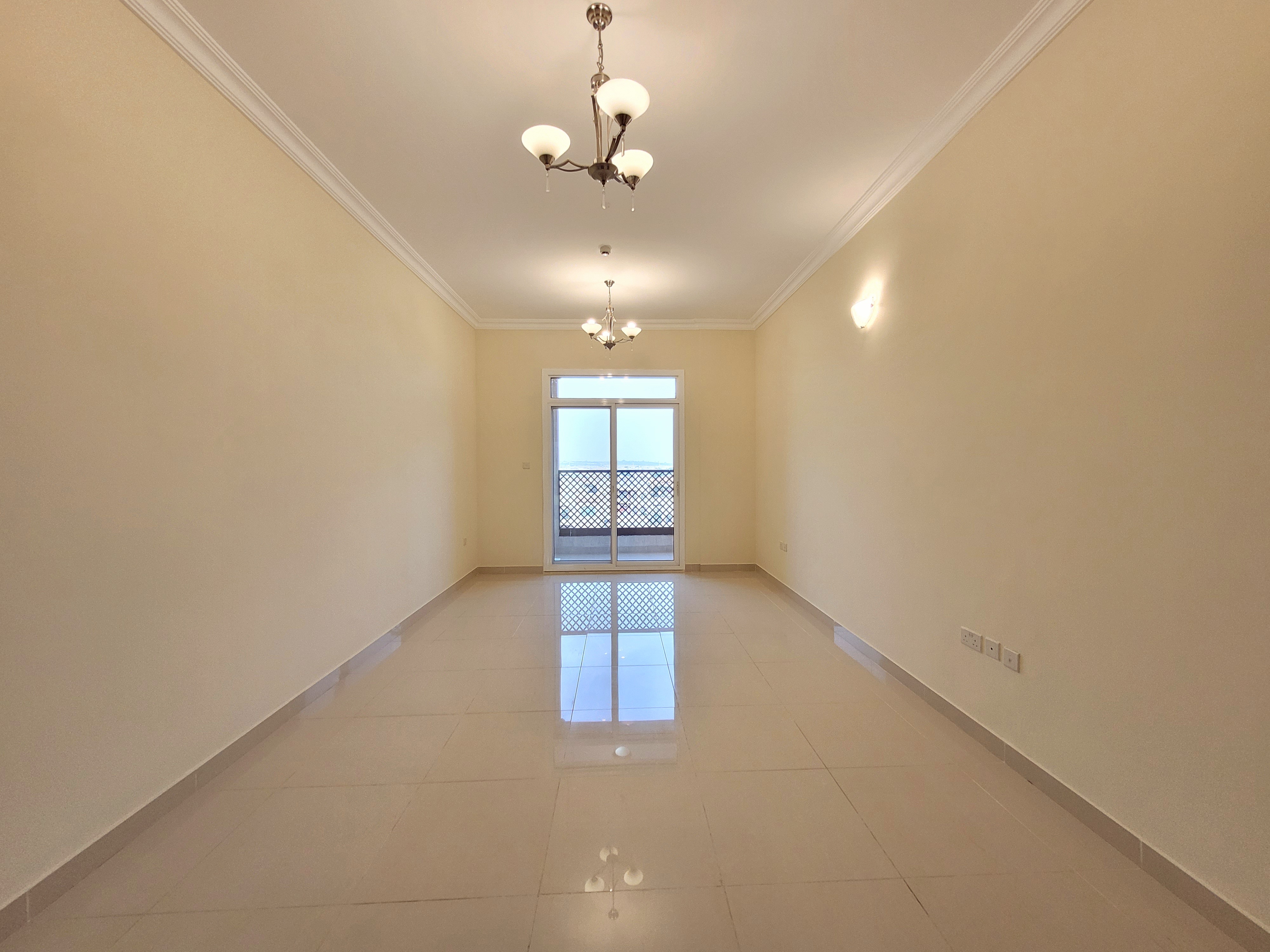 VERY SPACIOUS 2 BEDROOM APARTMENT AT THE MAIN LOCATION READY TO MOVE.