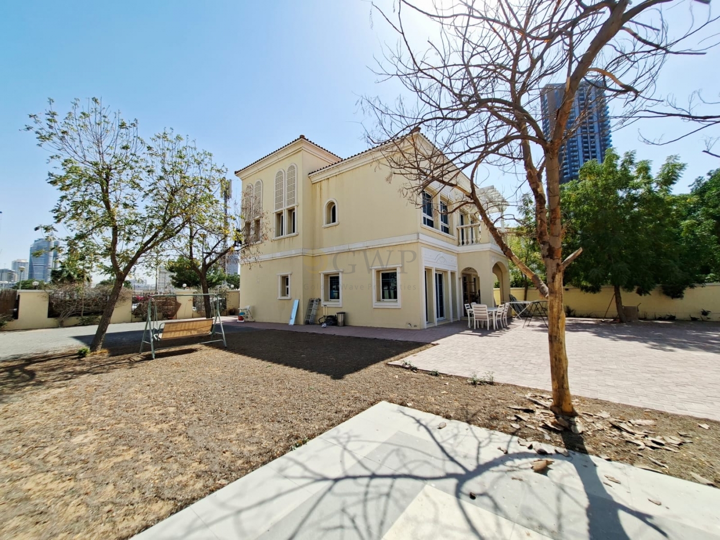 Corner | Facing Park | Well Kept | From March 20