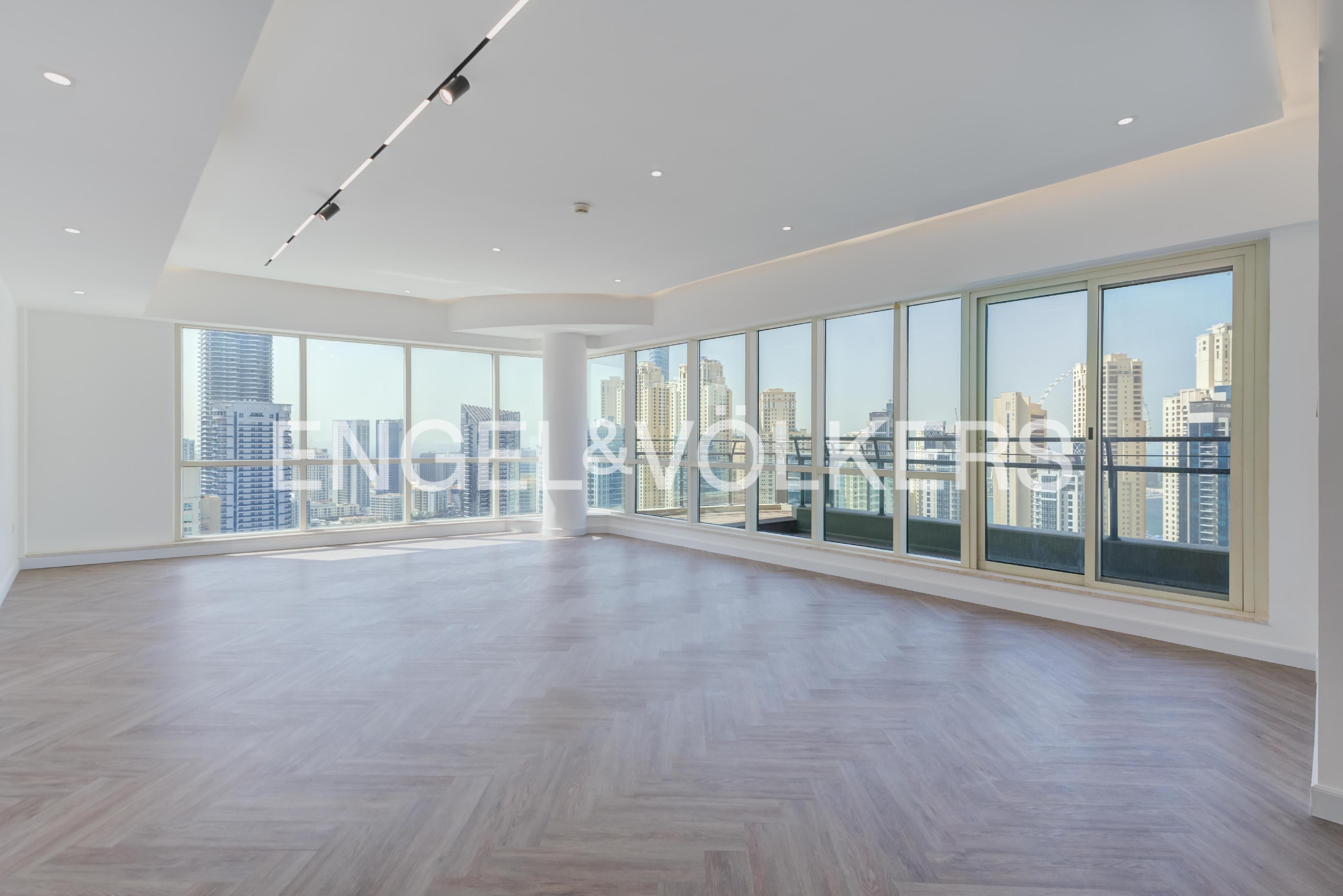 Upgraded Penthouse | Marina Views | Large Terrace