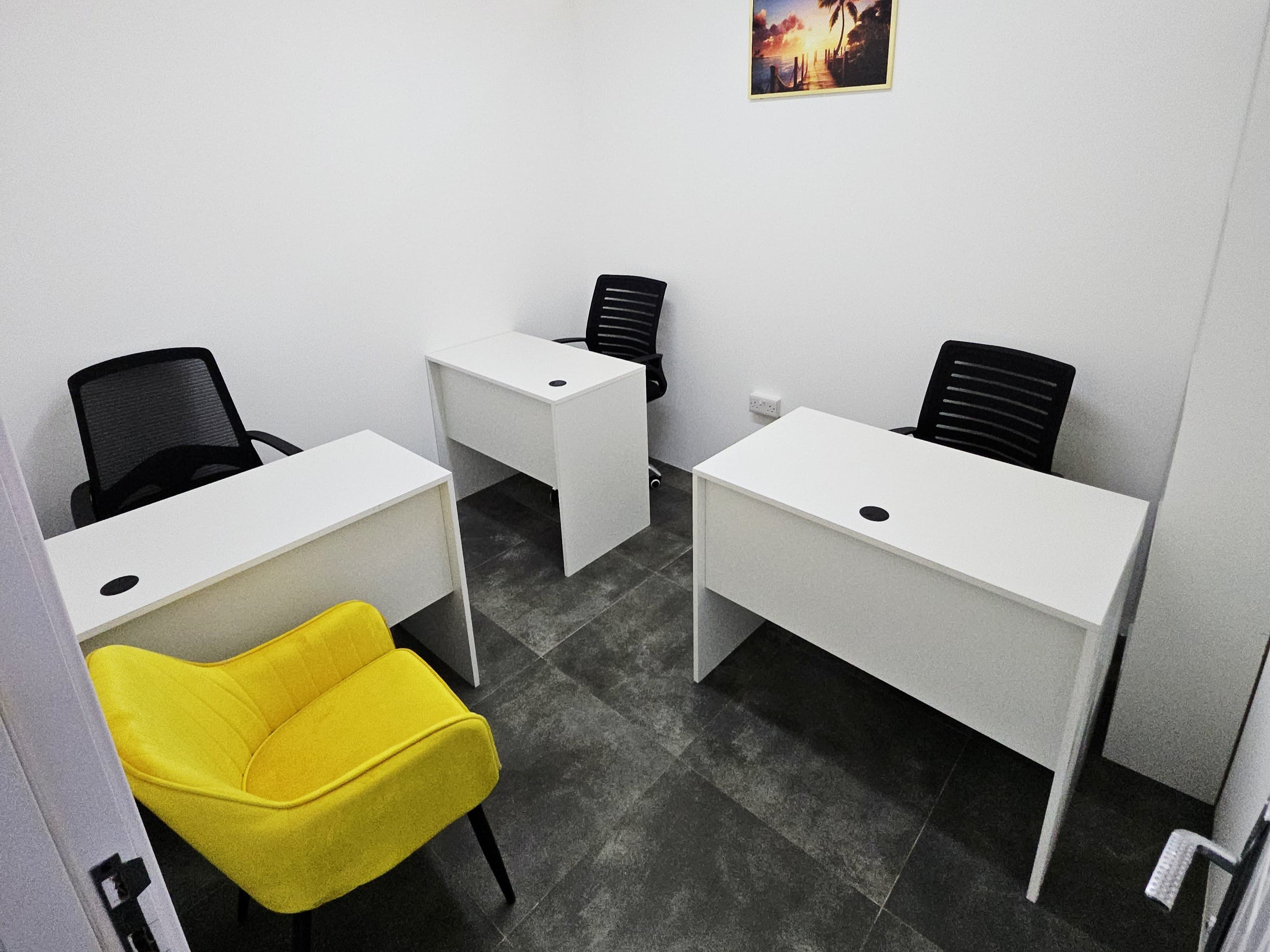 Luxury Office | Flexible Payment | Fully Furnished | Ready to Use