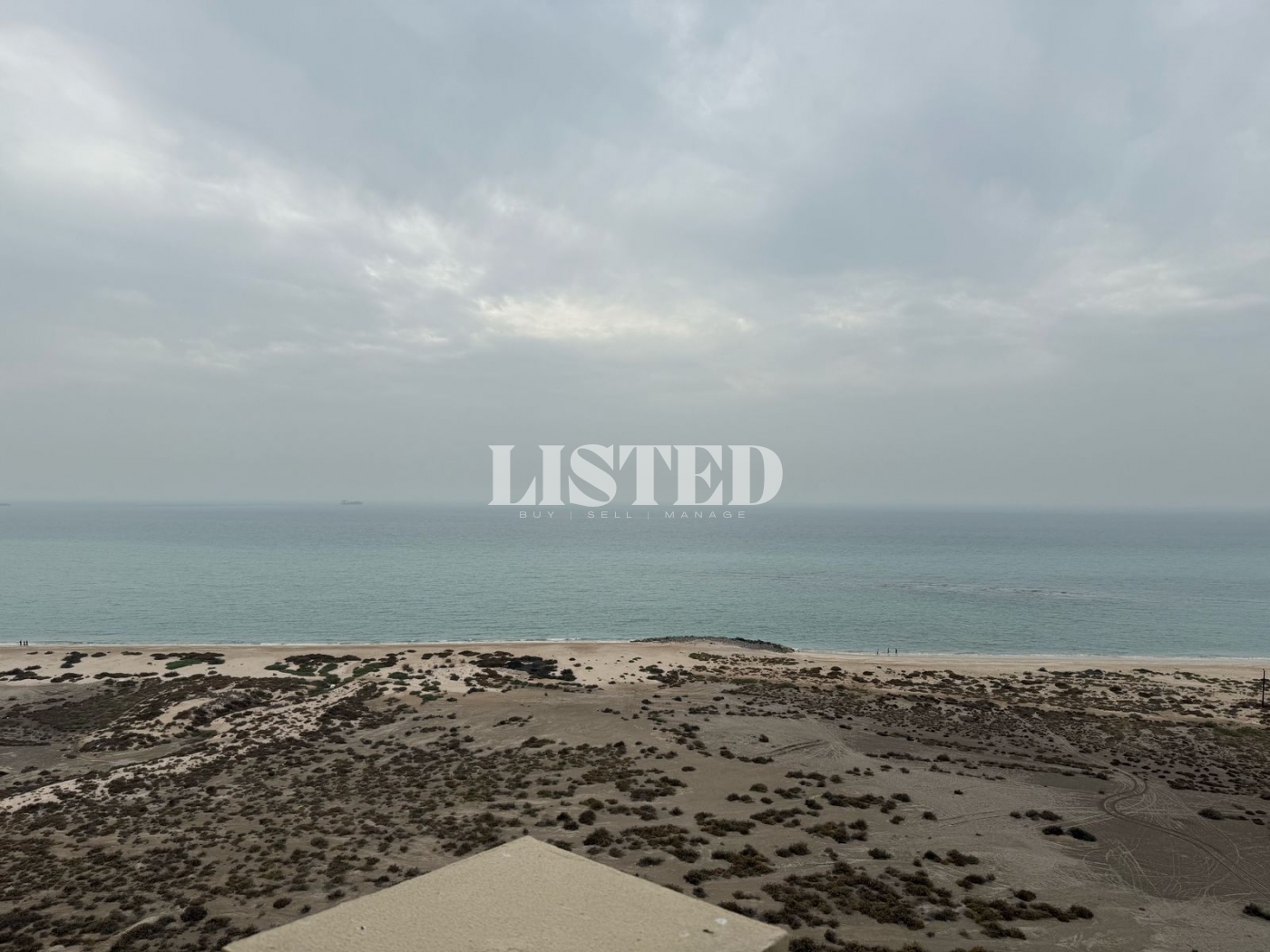 2BR corner Unit | Casino and Sea View | Renovated