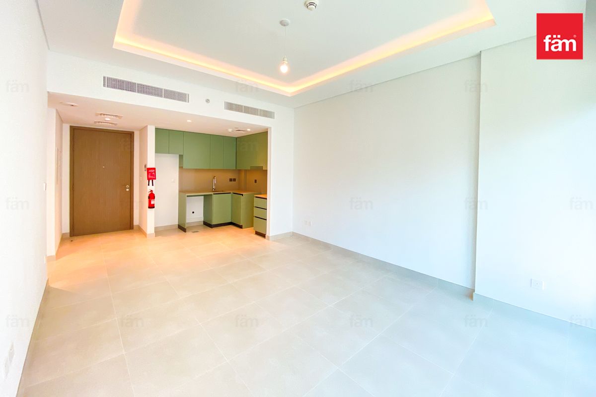 Brand New | Ready to movein | Prime location