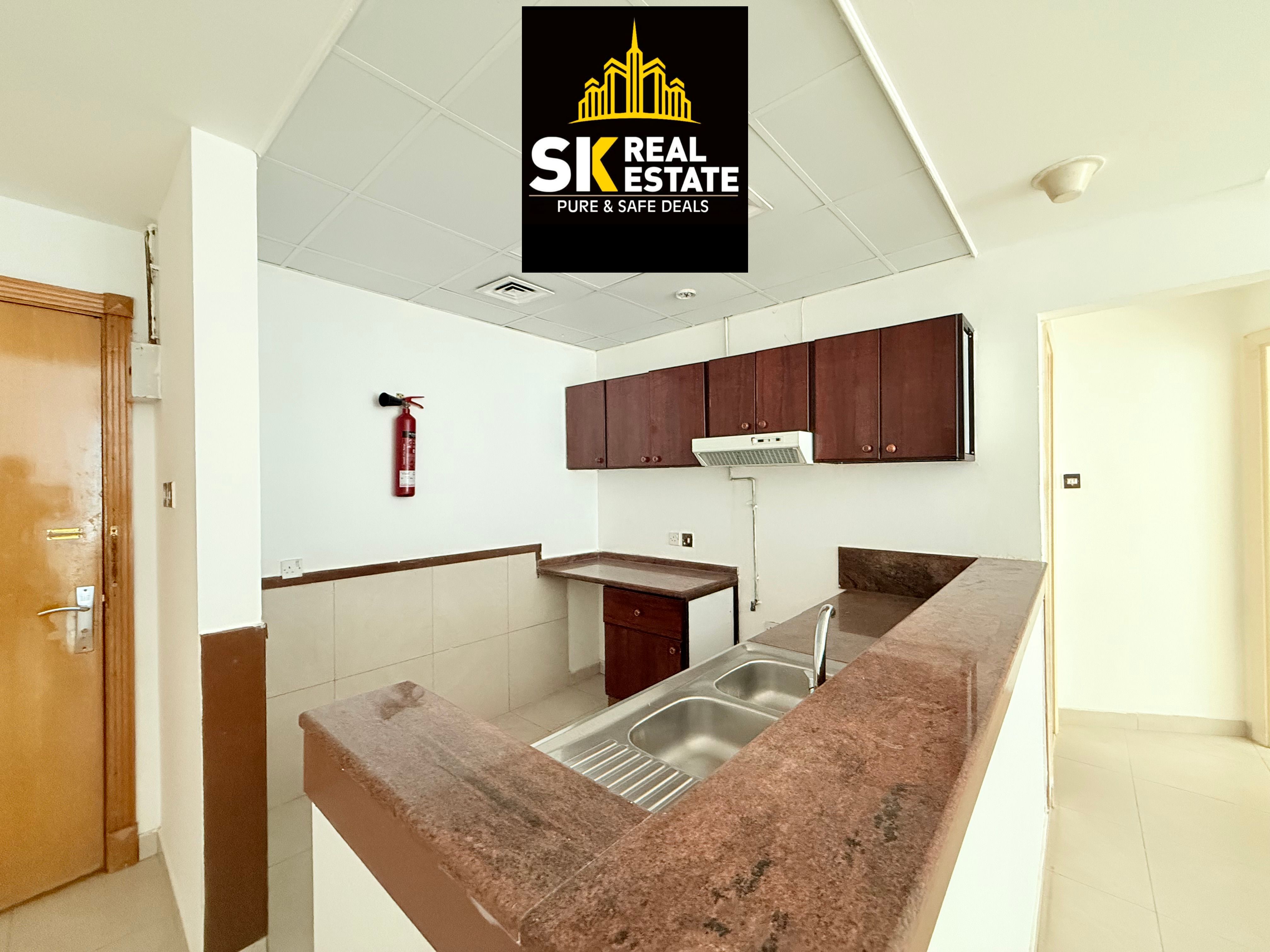 AMERICAN STYLE LAVISH ONE BHK WITH BUITL IN WARDROBES WITH GYM & POOL EASY TO DUBAI EXCESS