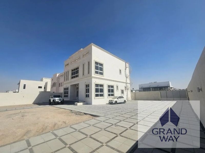 5BR Large Villa I Big Yard I Specious Car Parking