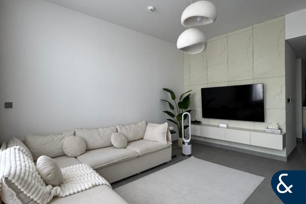 White Goods Included-Ruba-Upgraded
