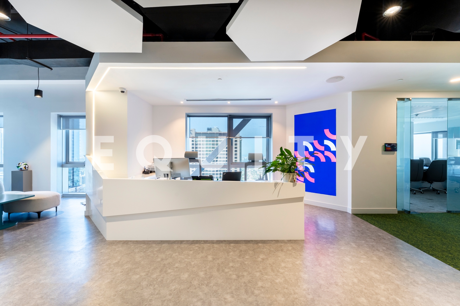 Full Floor | Direct Metro Access | Sea Views