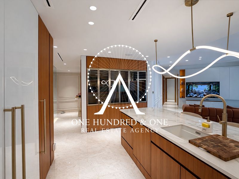 Palm Jumeirah | Stylish 2BR in Ellington Beach House with Private Beach Access