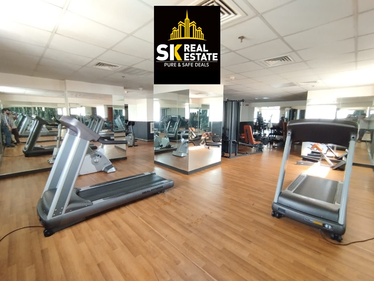 READY TO MOVE 1 BHK WITH BALCONY POOL & GYM & KIDS PLAY AREA FREE COVERED PARKING 3 YEAR FIX RENT