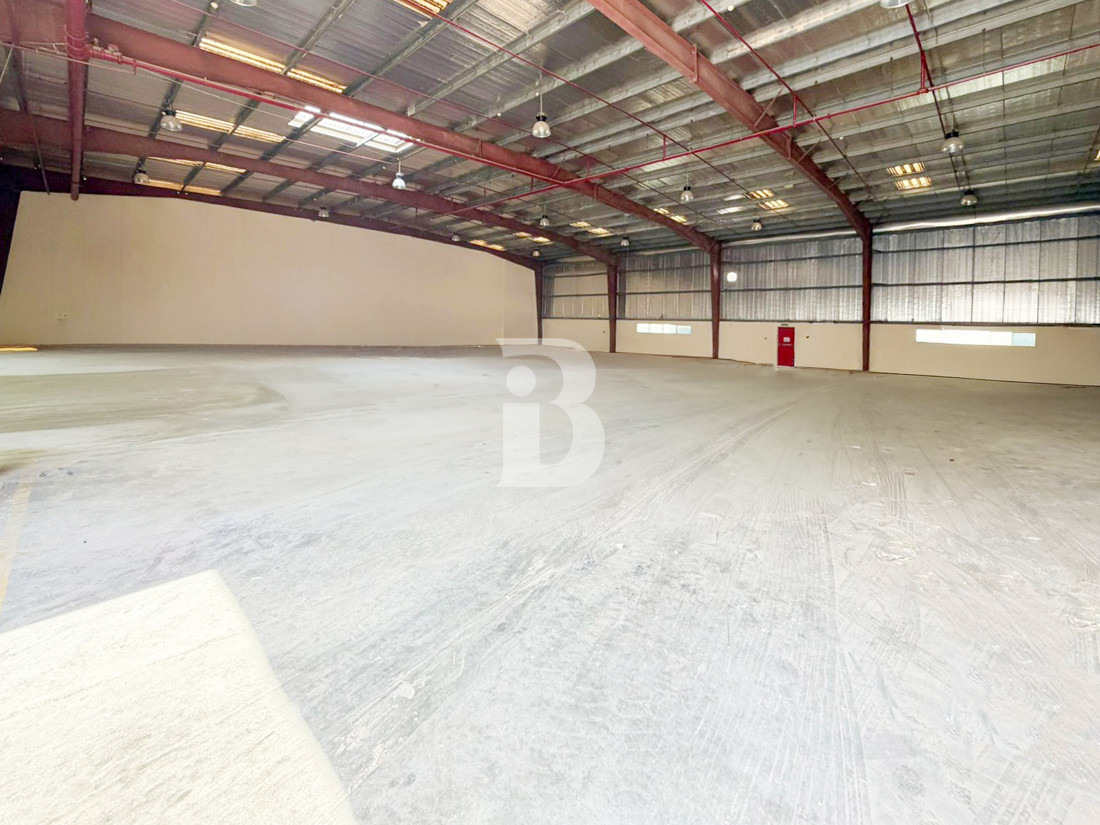 185 KW Good for kitchen 9700 sqft Warehouse in DIP
