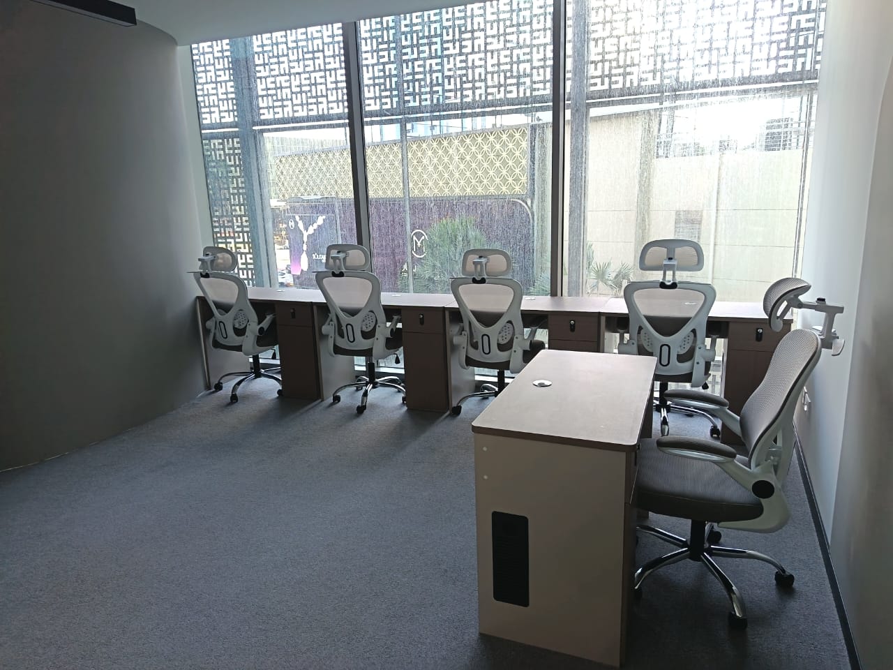 Premium Office Spaces in a Prime Location – Just Steps from the Metro!