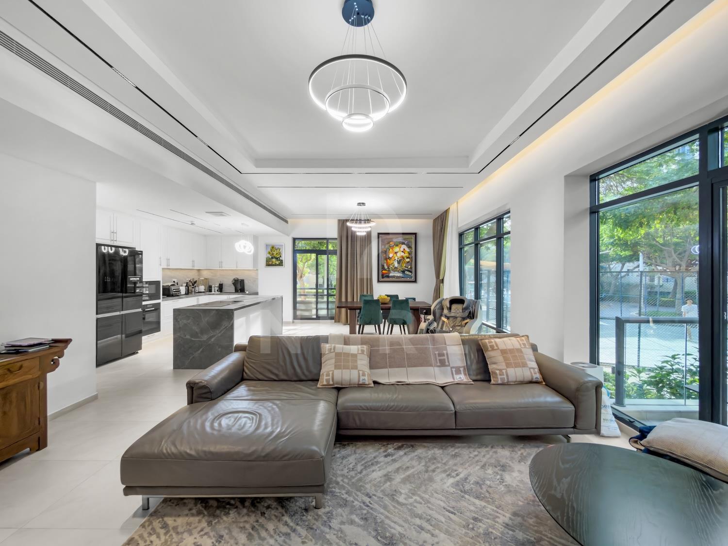 Vacant On Transfer | Fully Upgraded | Luxuary