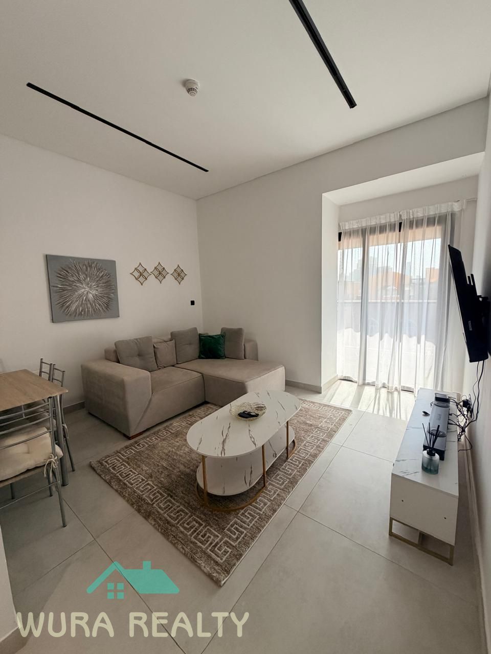 JUST MOVE IN FULLY FURNISHED WITH WORLD CLASS AMENITIES