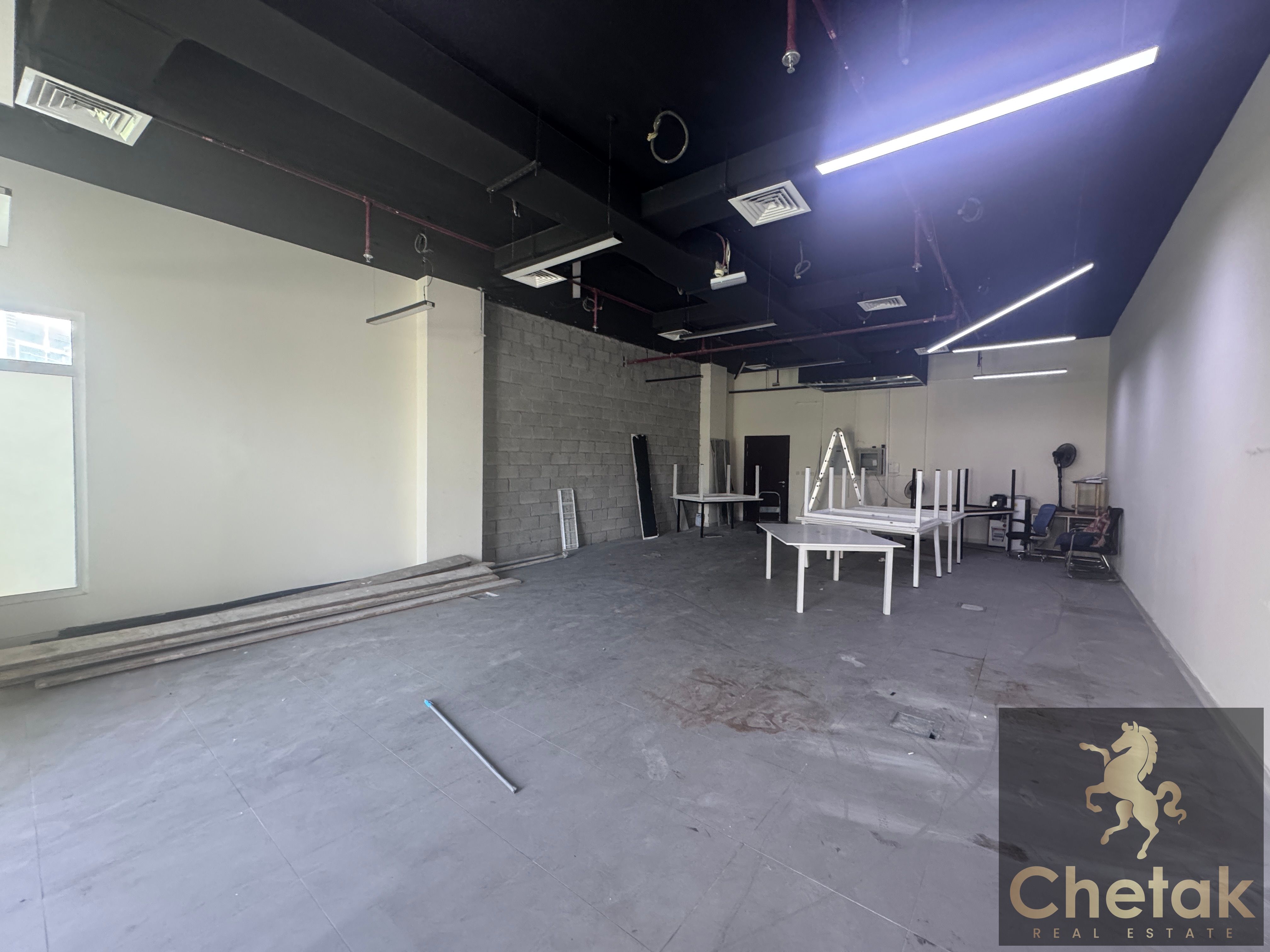 Spacious Office | Prime Location | Well Maintained