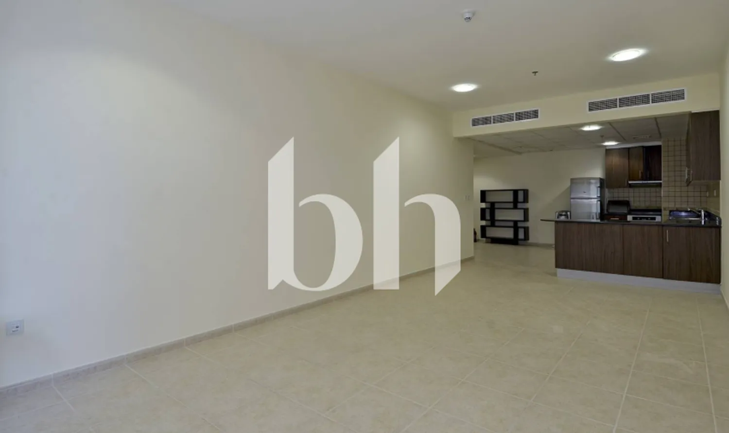 Vacant | Unfurnished | High Floor