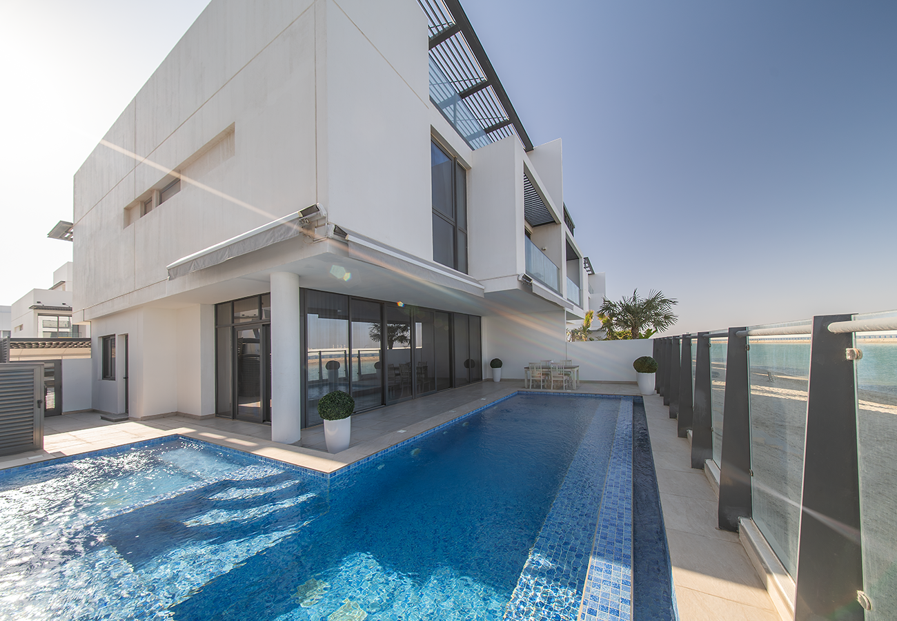 Sea View Luxury Escape 5BR Private Pool Villa
