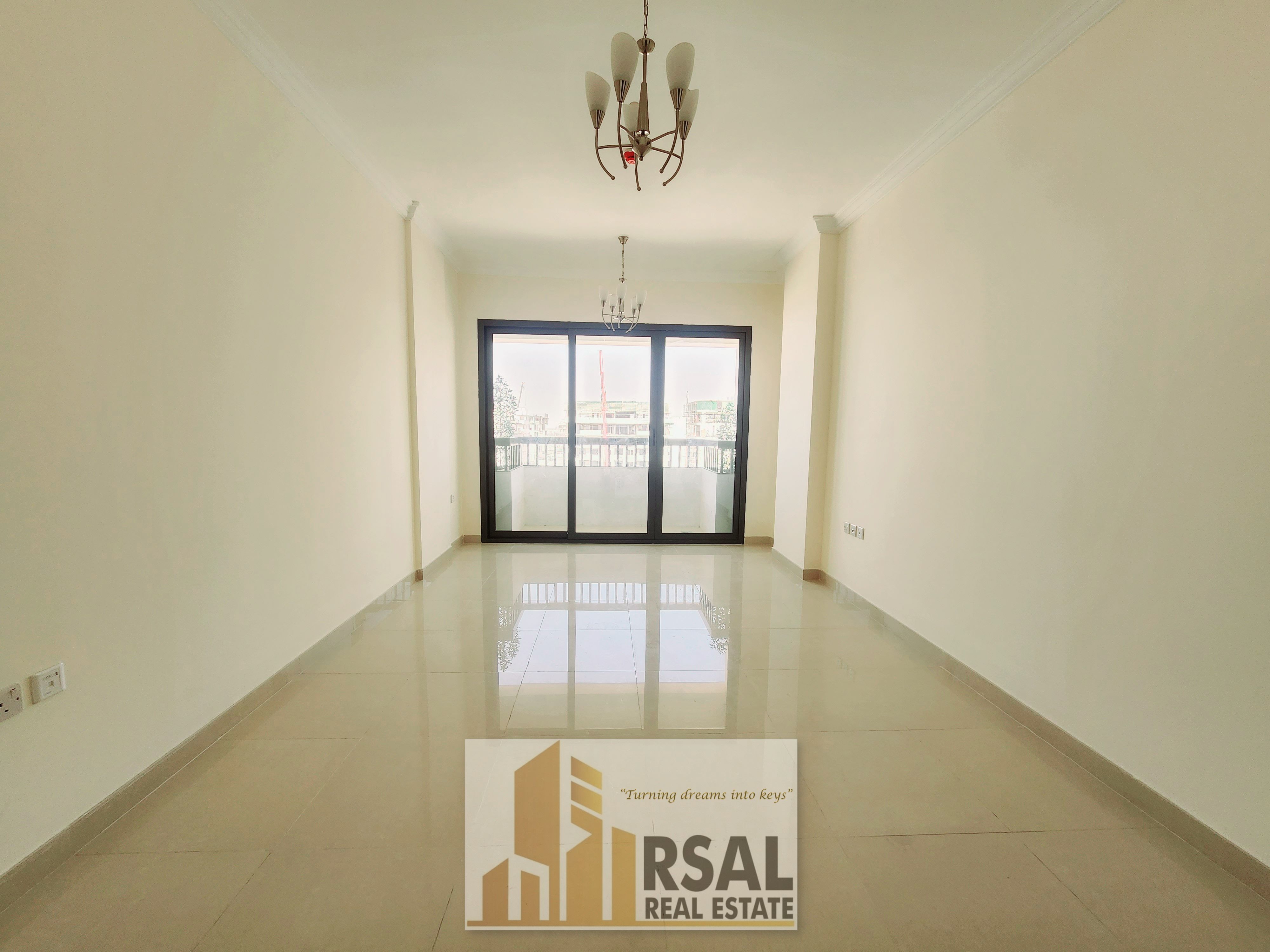 Modren Li ing Brand New 1BHK aaprtmwnt with balcony