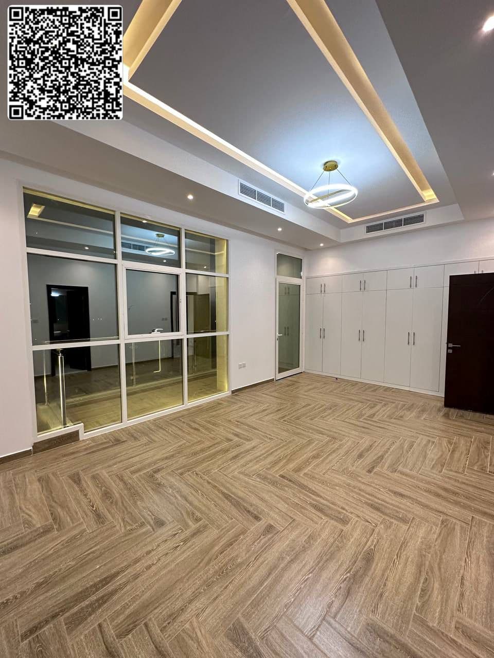 Villa for sale in Al Yasmin The villa consists of 8 rooms, including a living room, a majlis (formal sitting room), a maid's room, and a spacious outdoor area with parking for 3 cars inside the villa and 4 outside. The first floor consists of 4 master bed