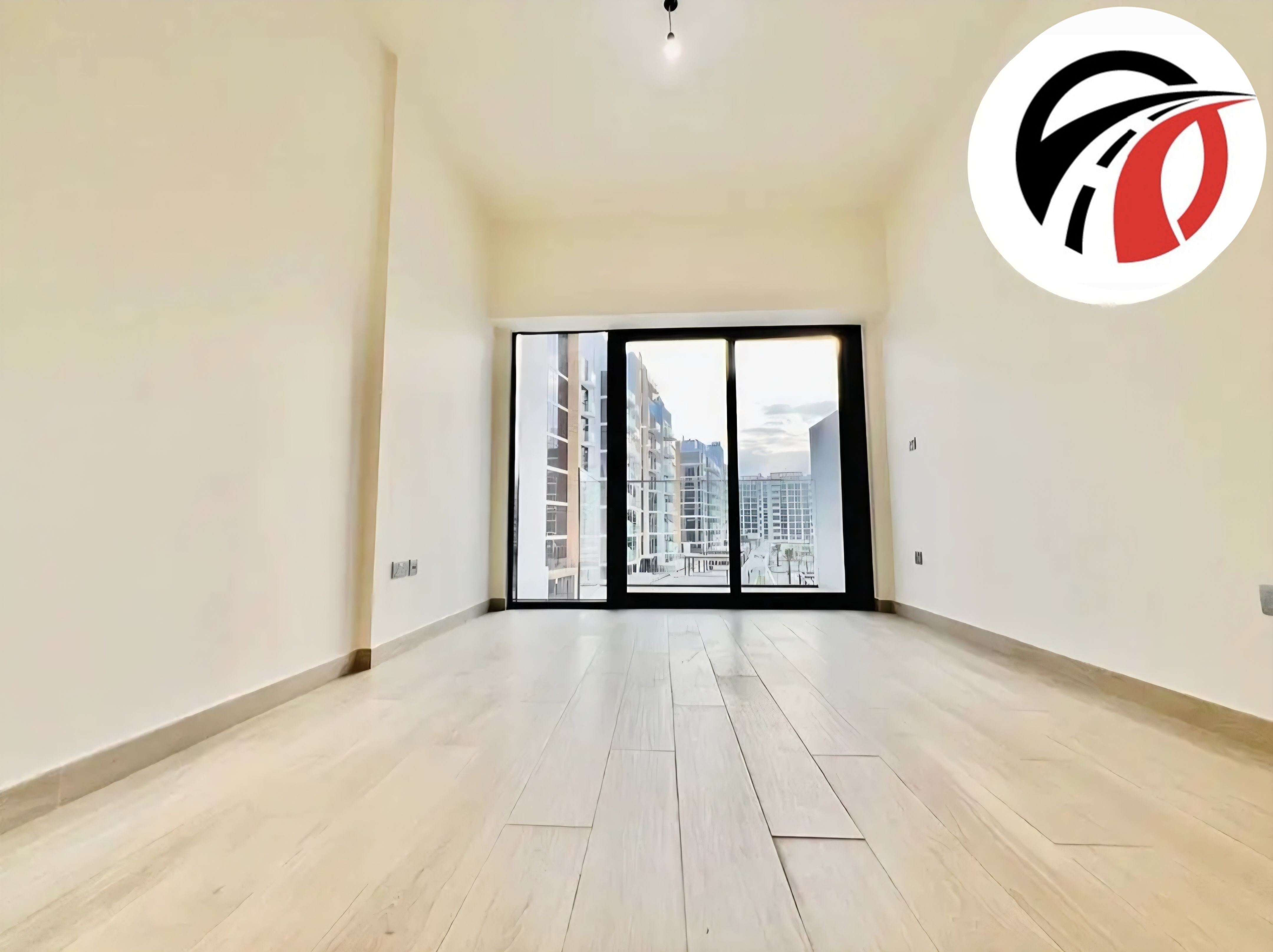 Lavish Studio || Chiller Free || Bright & Spacious || Stunning View || Prime Location