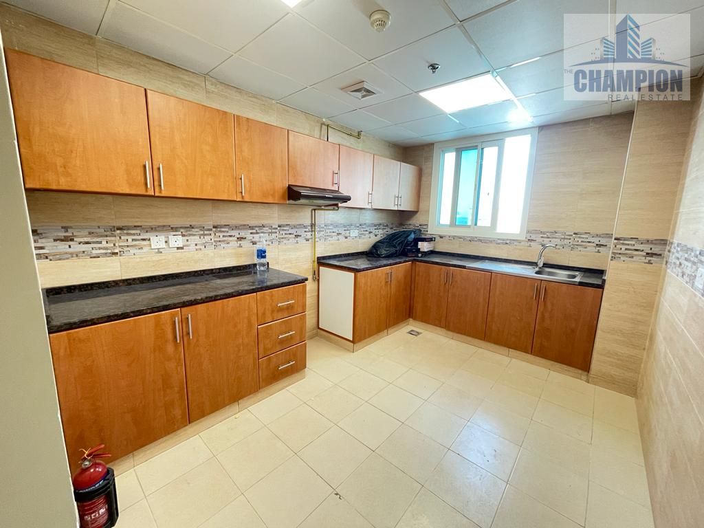 SPACIOUS 2BHK+LAUNDRY ROOM : RENT 80K : BALCONY ; GYM : POOL : PARKING 1