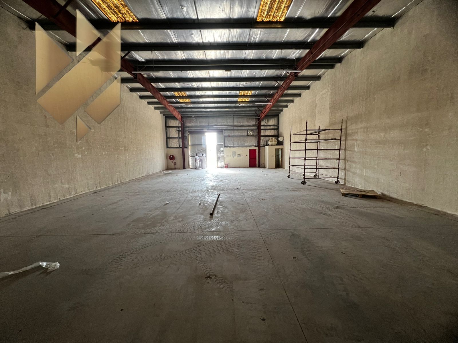 A storage warehouse in Industrial Area 18, with a prime location and practical space.