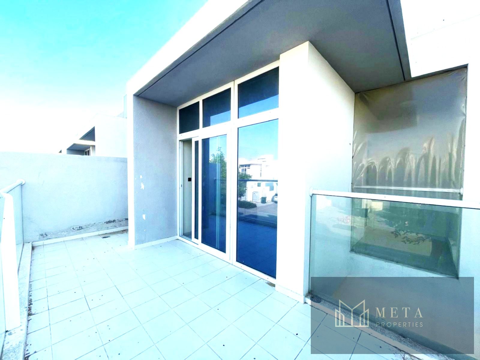 RRM-3 bedroom Back to Back, Beautiful Town house, garden done, Near pool and Park
