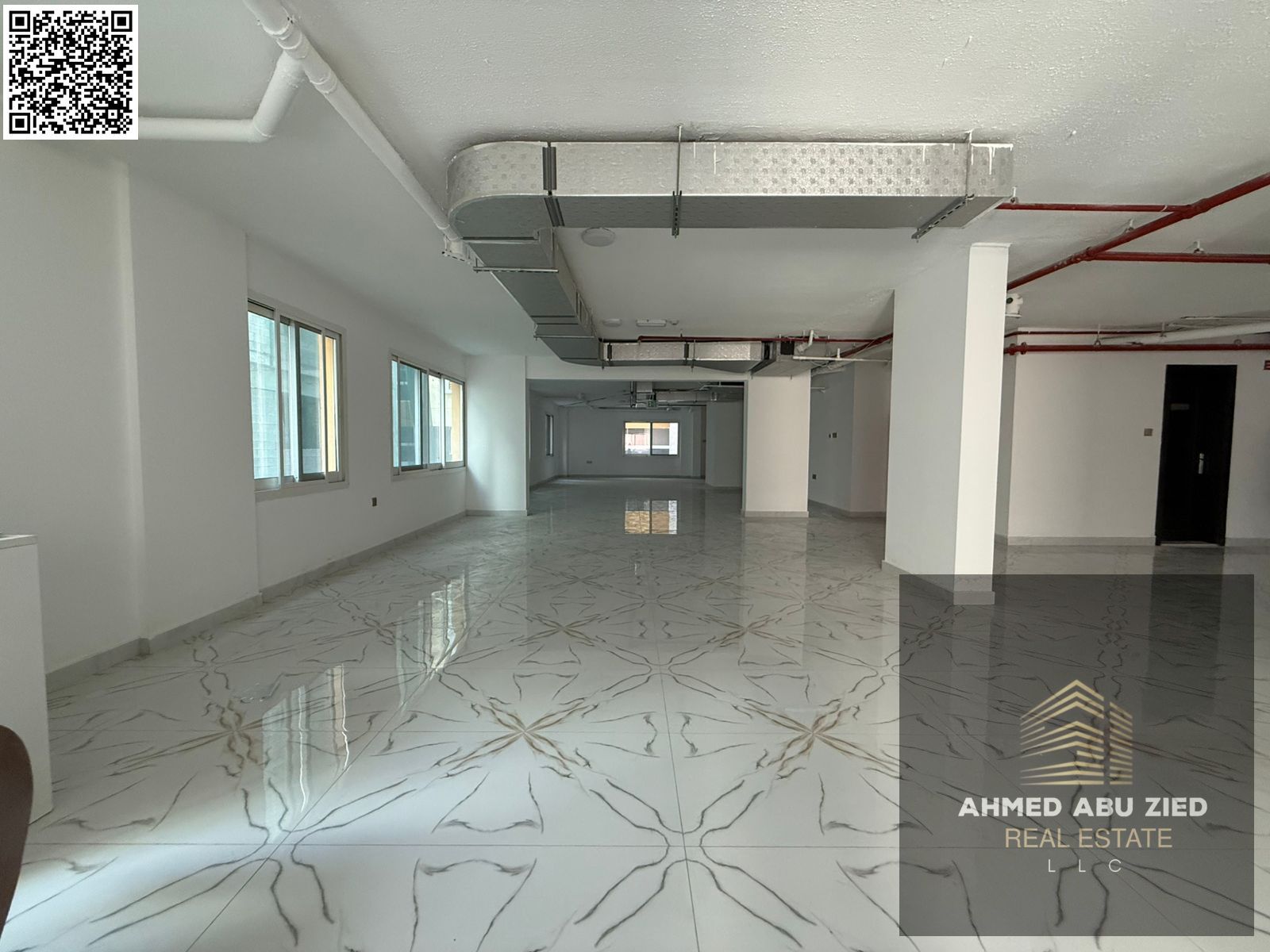 Office or commercial floor for annual rent in Al Muwaihat 3 area 2500 sq ft New building