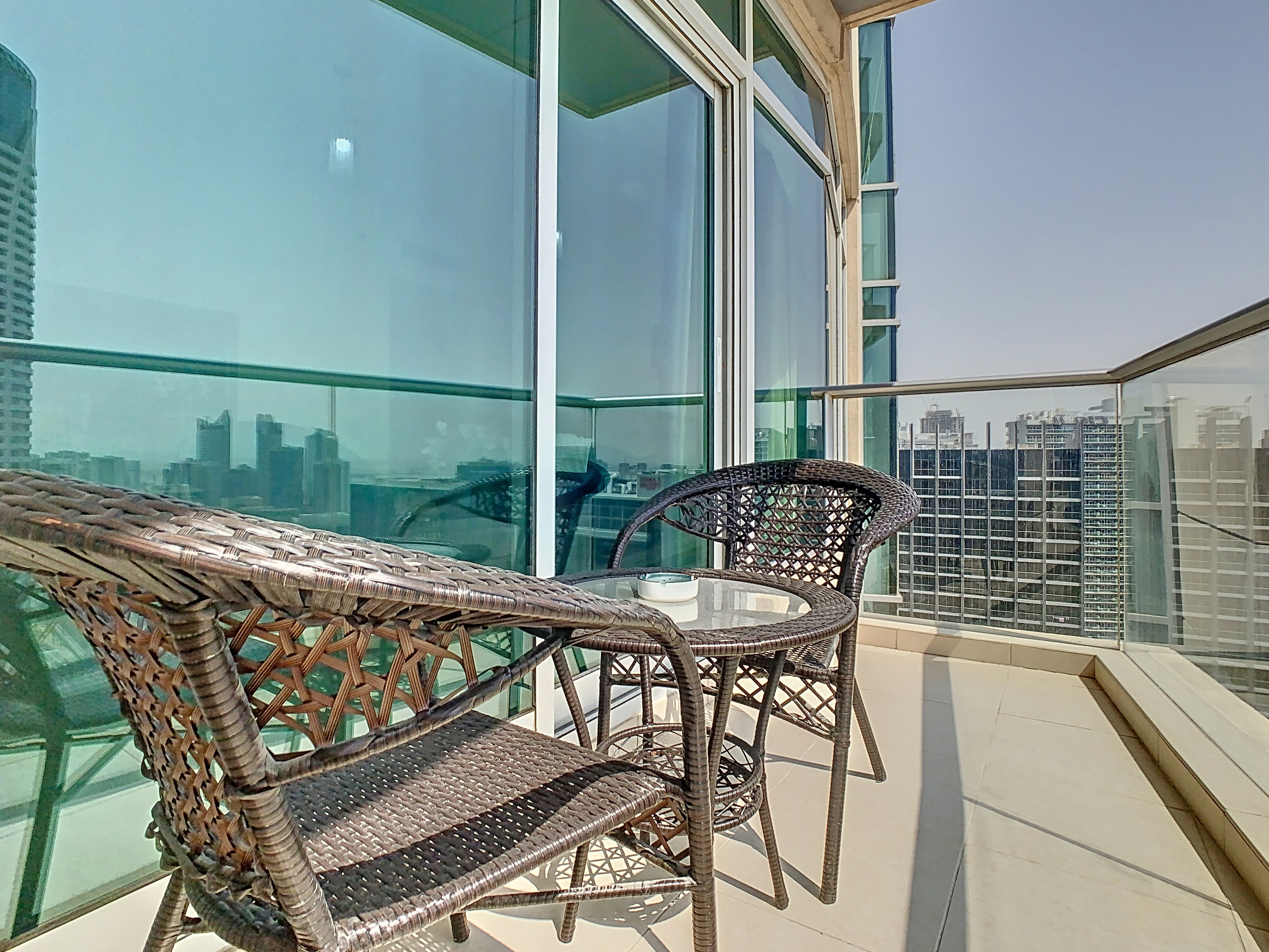 HIGH FLOOR - FULLY FURNISHED-EARLY MAR