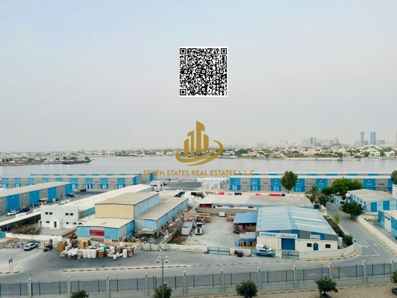 Sea view , prime strategic location close to services , high-quality finishing ,