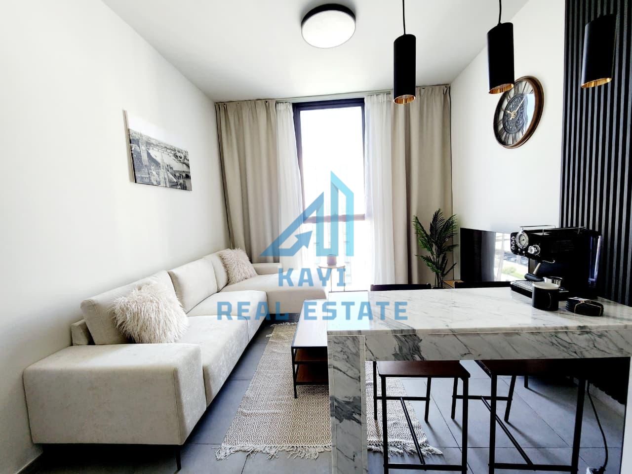 Modern Apt ! Fully Furnished ! Prime Location