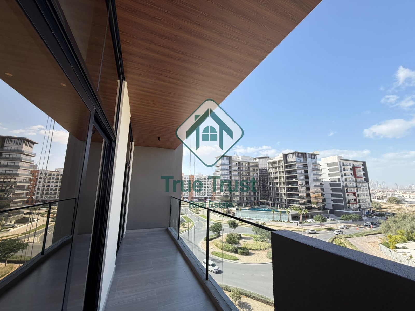 AMAZING VEIW | READY TO MOVE | BRAND NEW