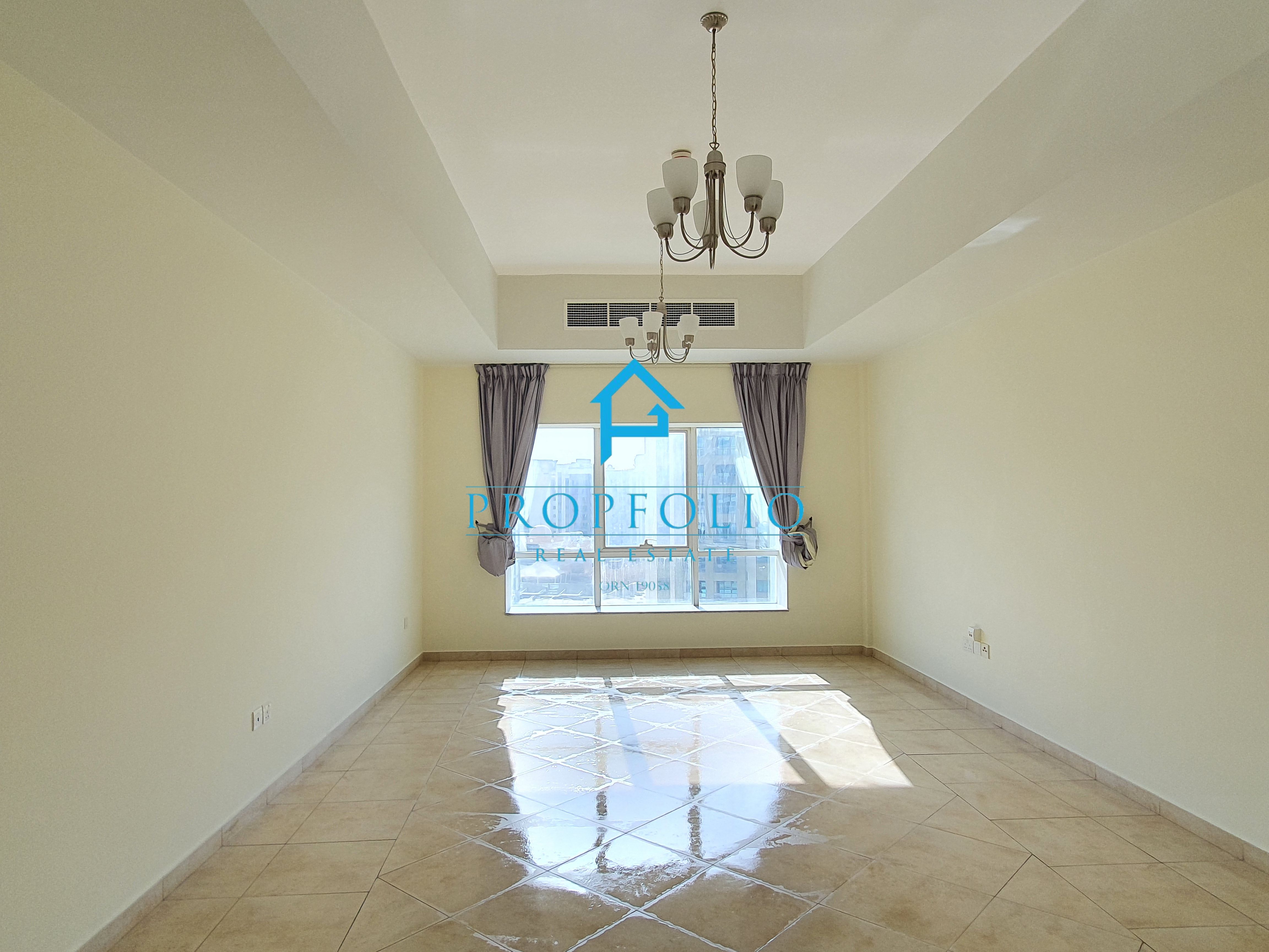 2 Parkings I Semi Closed Kitchen I Spacious I MID APRIL