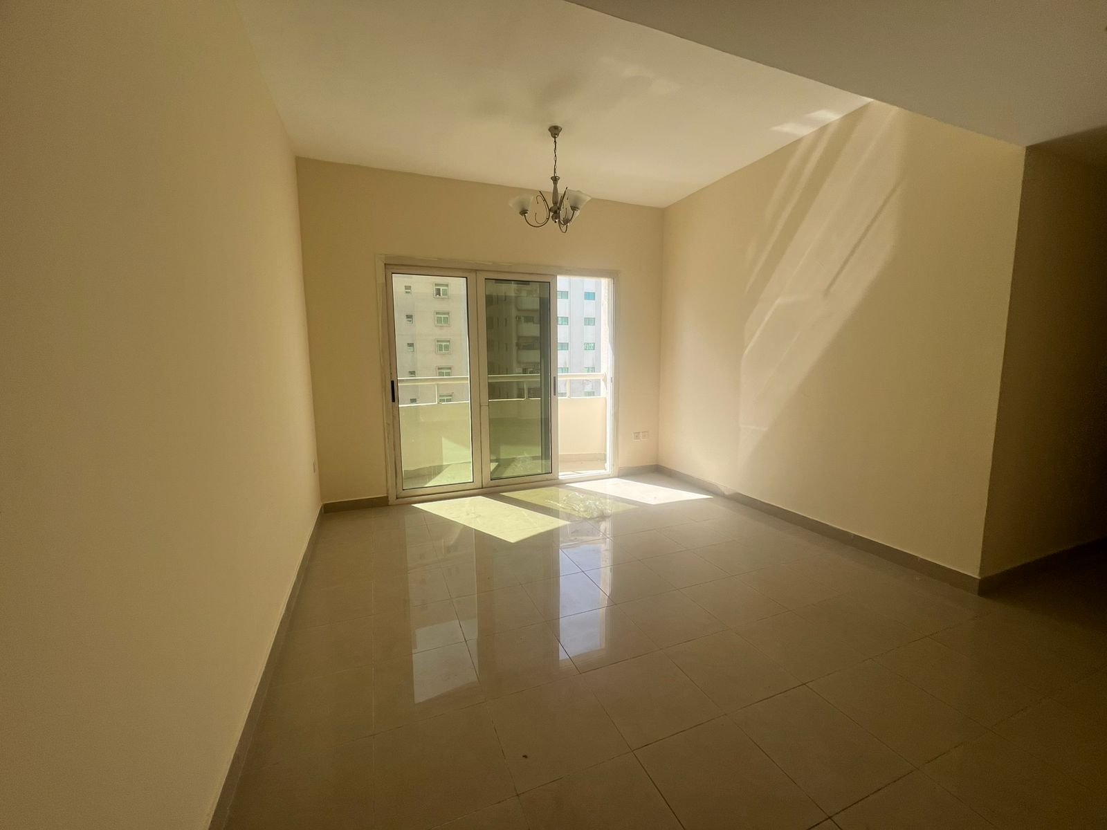 Luxury tower in Abu Shagara | Balcony with open street view | 1,600 sq. ft | Central AC | Free maintenance