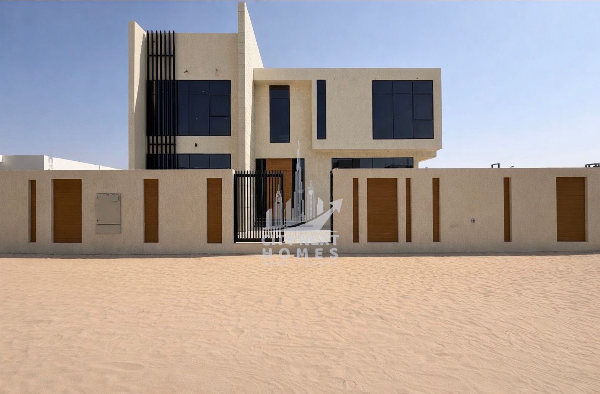 Luxury Villa| 4 Bedrooms| Maidroom | Dinning room