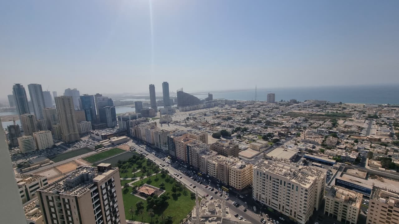 Free A/C \ Parking \ Gym \ Pool \ Sea view \ Spacious