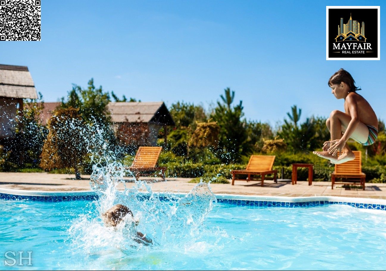 The villa is ready to move into immediately within a fully serviced compound, and the price includes water and electricity, saving you extra expenses