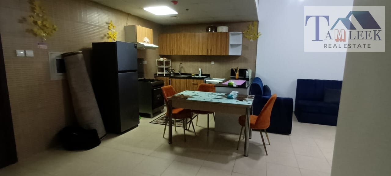Prime resale apartment for sale in a prime location on the main street in City Towers