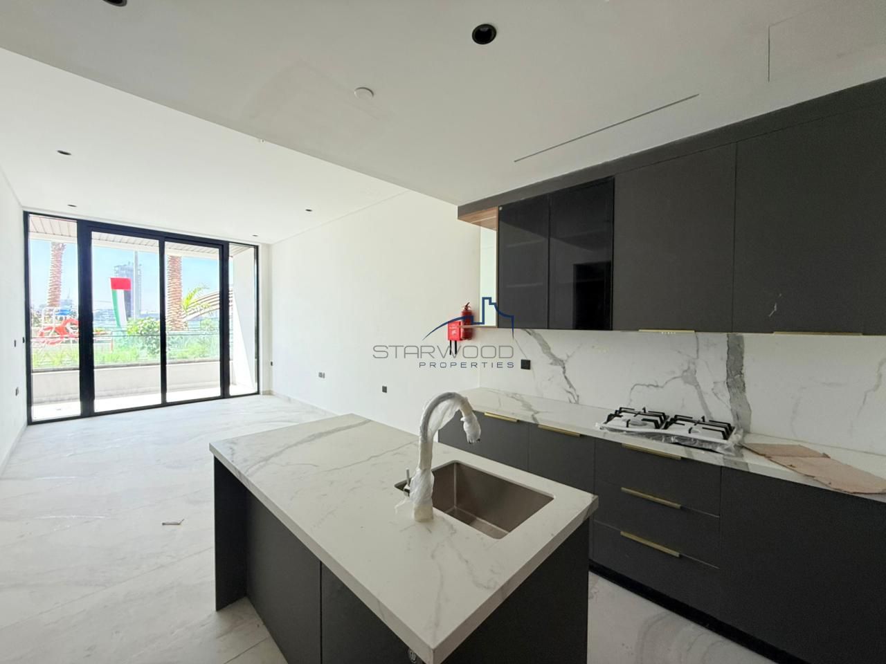 1 BED + Store | Brand New | Kitchen Appliances