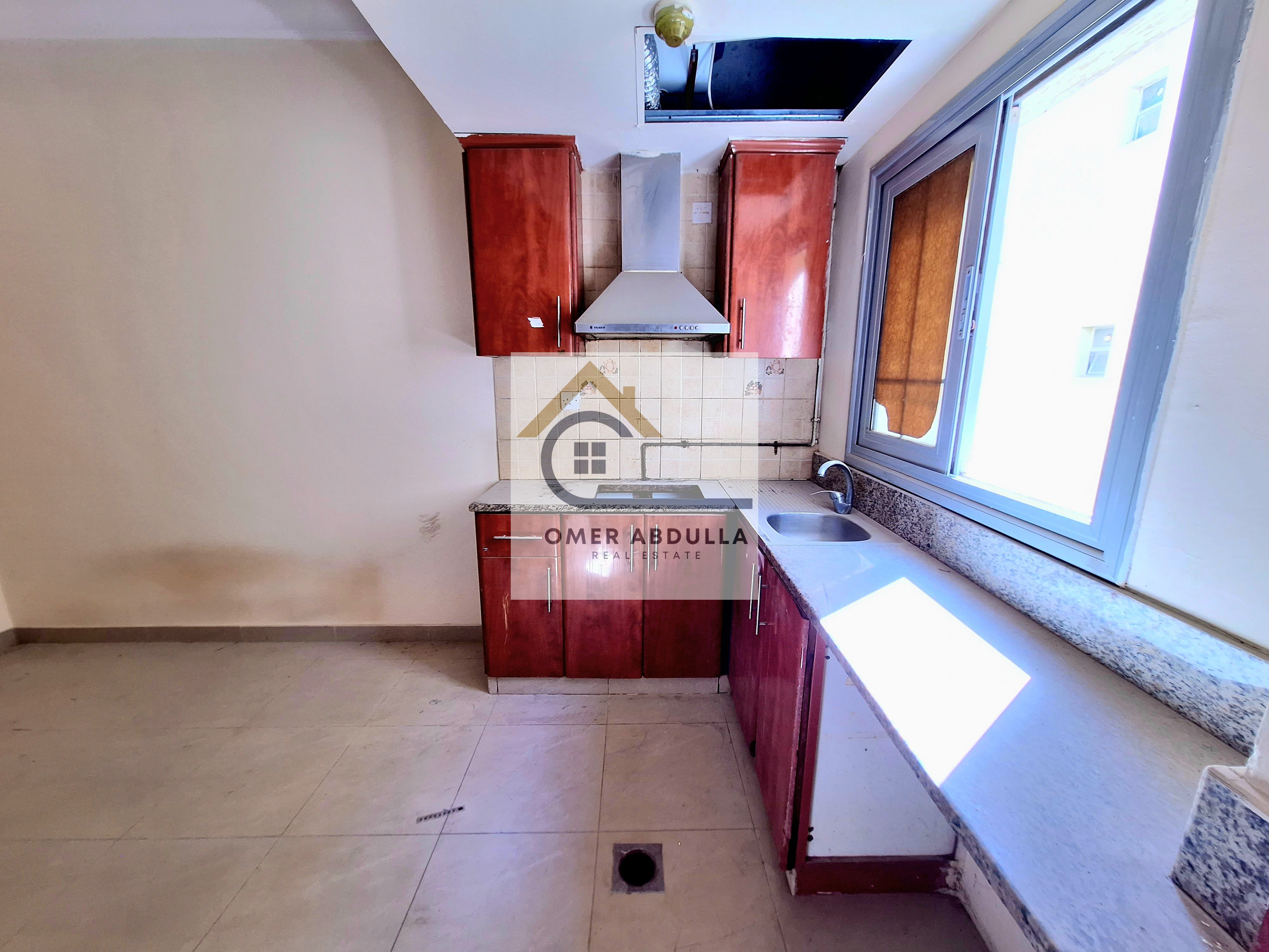 Good studio apartment with central Ac