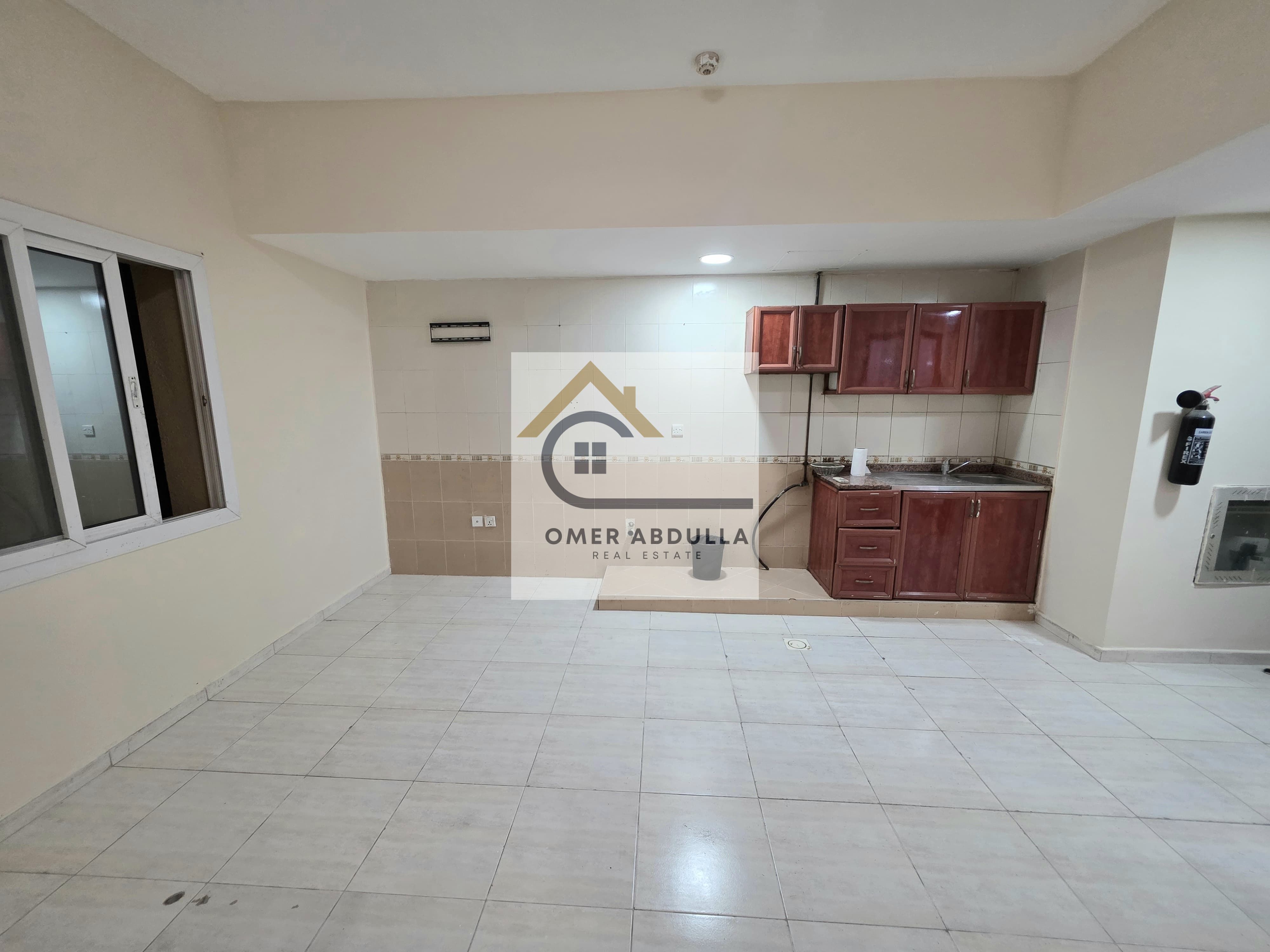 Spacious Studio Apartment For Family In Muwaileh Area