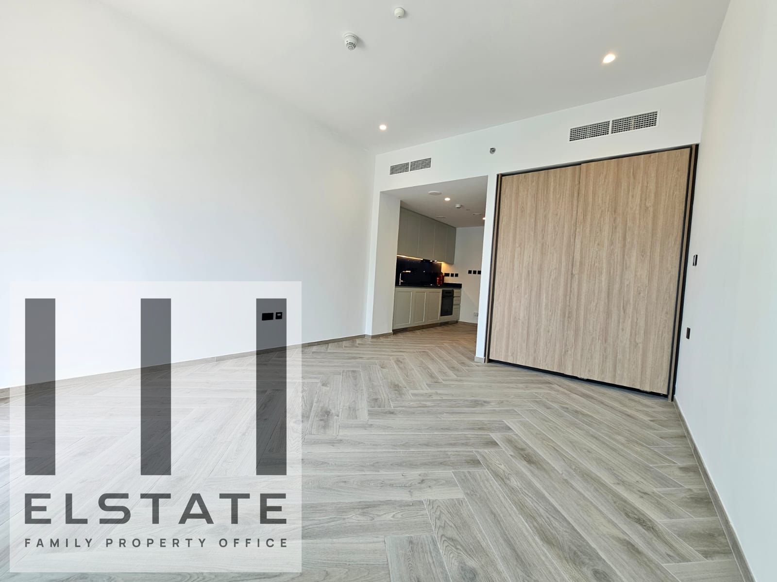 Middle Floor | Burj and Canal view | Unfurnished