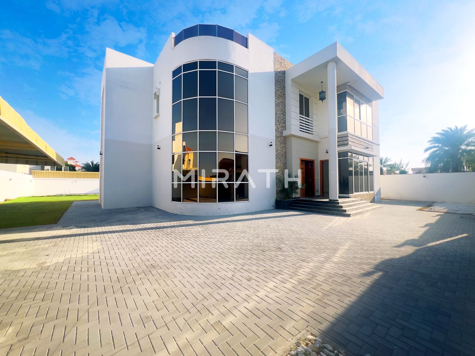 Elegant 5BR Villa | Private Majlis | Pool | Garden