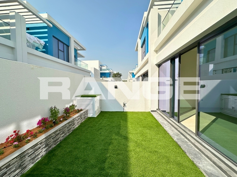 BrandNew I Vacant I Huge Garden I Partly Furnished