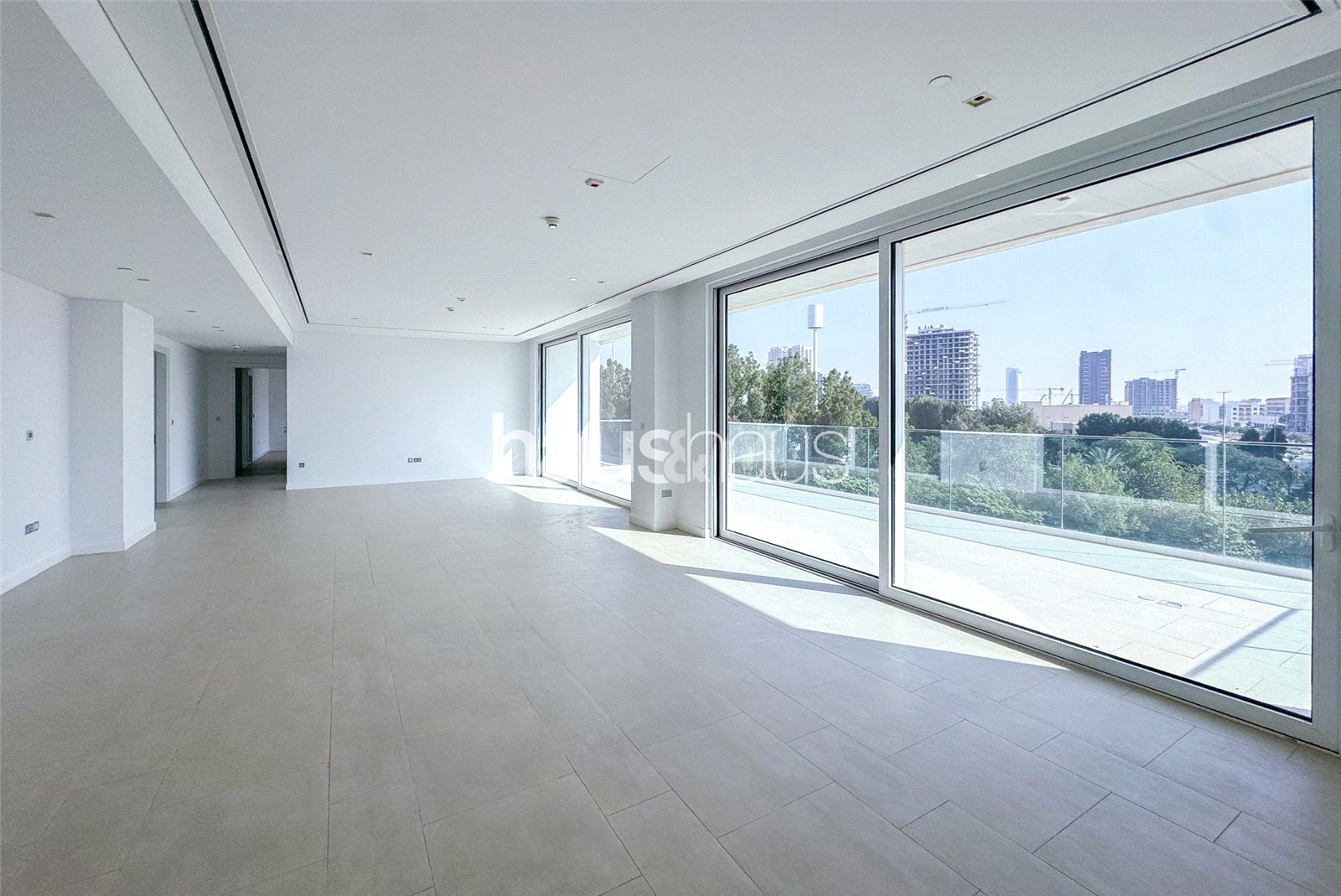 Extra Large Terrace | Huge Layout | Luxury Unit