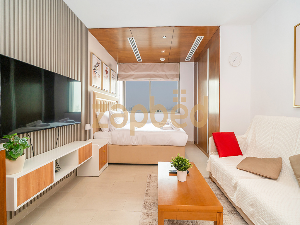 Modern Studio Apartment in Dubai Sports City