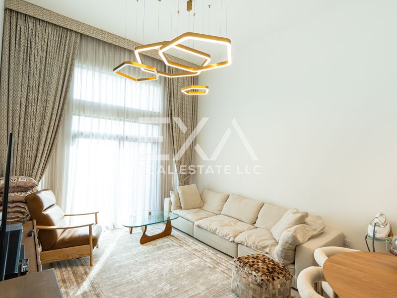 Ready to Move in I Fully Furnished I Exclusive